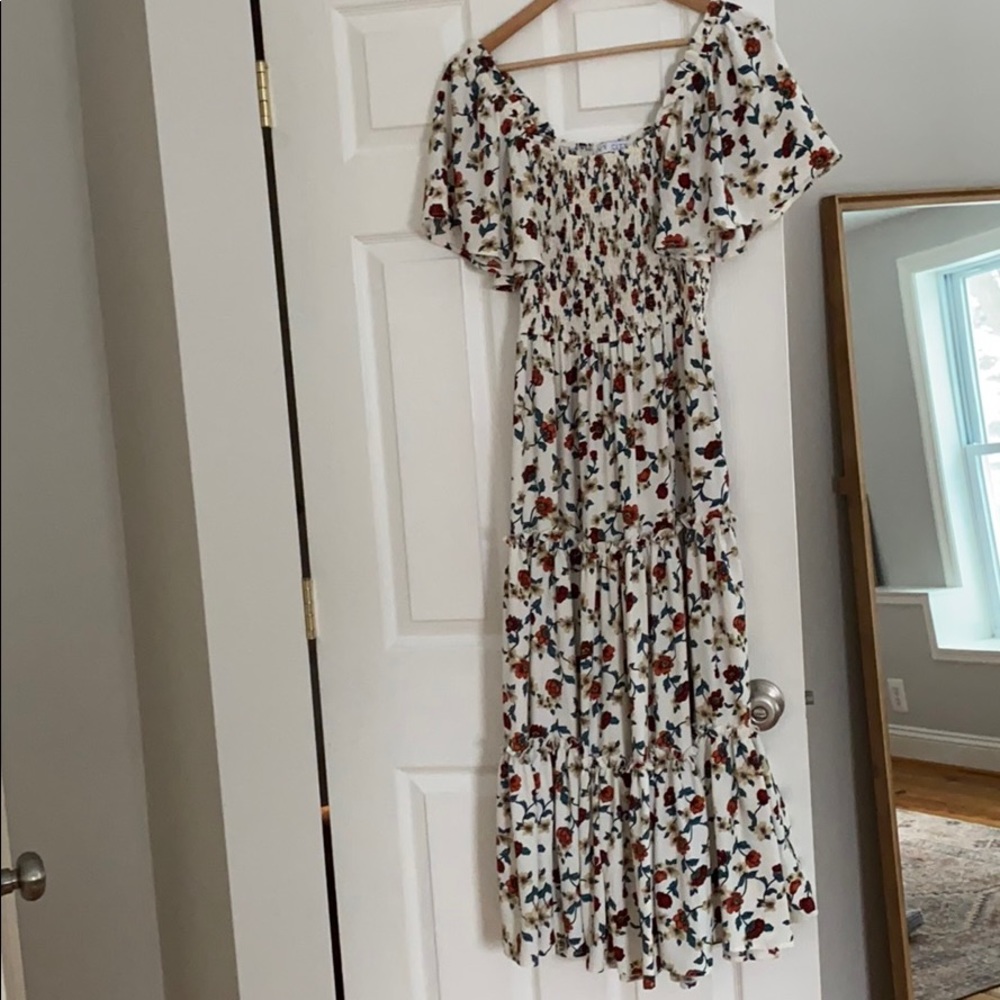 IVY CITY floral flowy maxi dress
